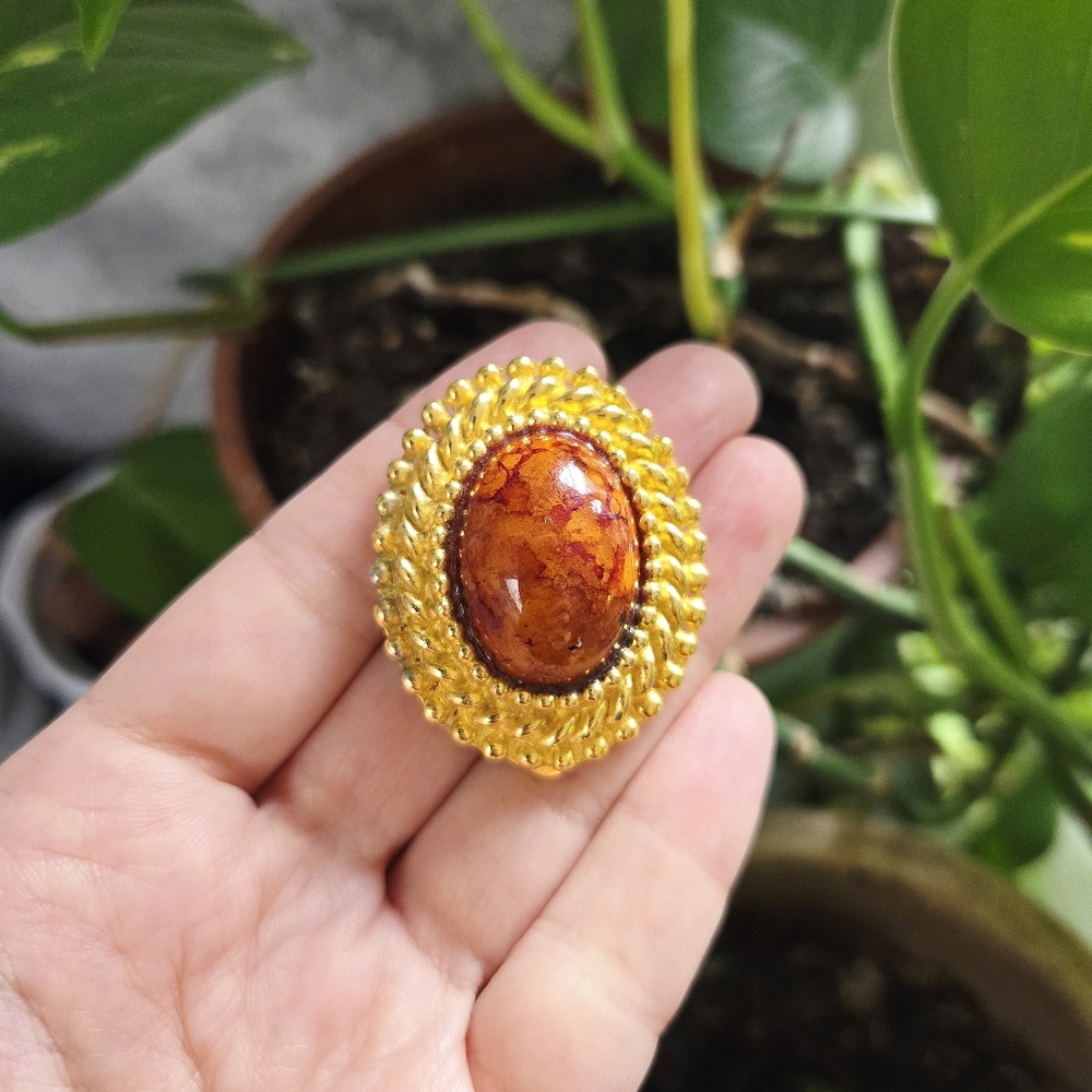 Vintage Ornate Gold & Orange Stone Victorian Revival Boho Bohemian Scarf Clip
